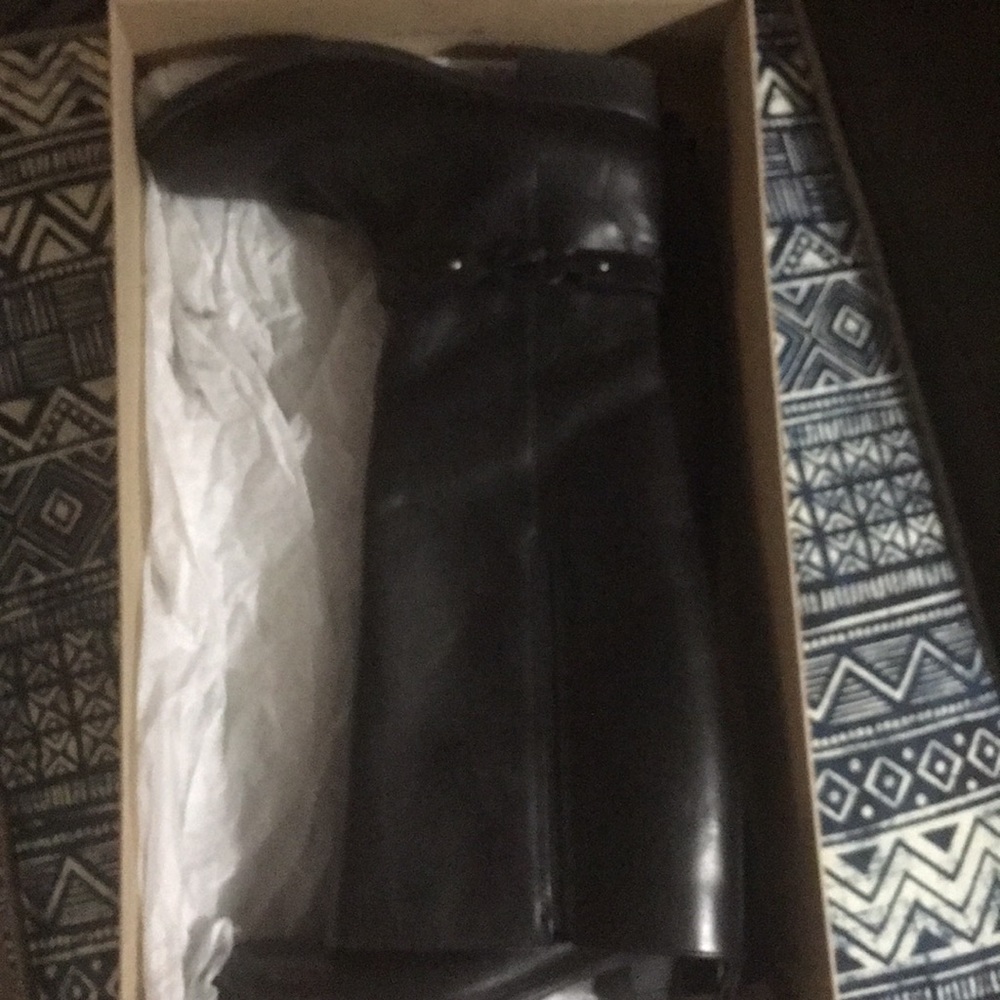 Black leather boots size 10M